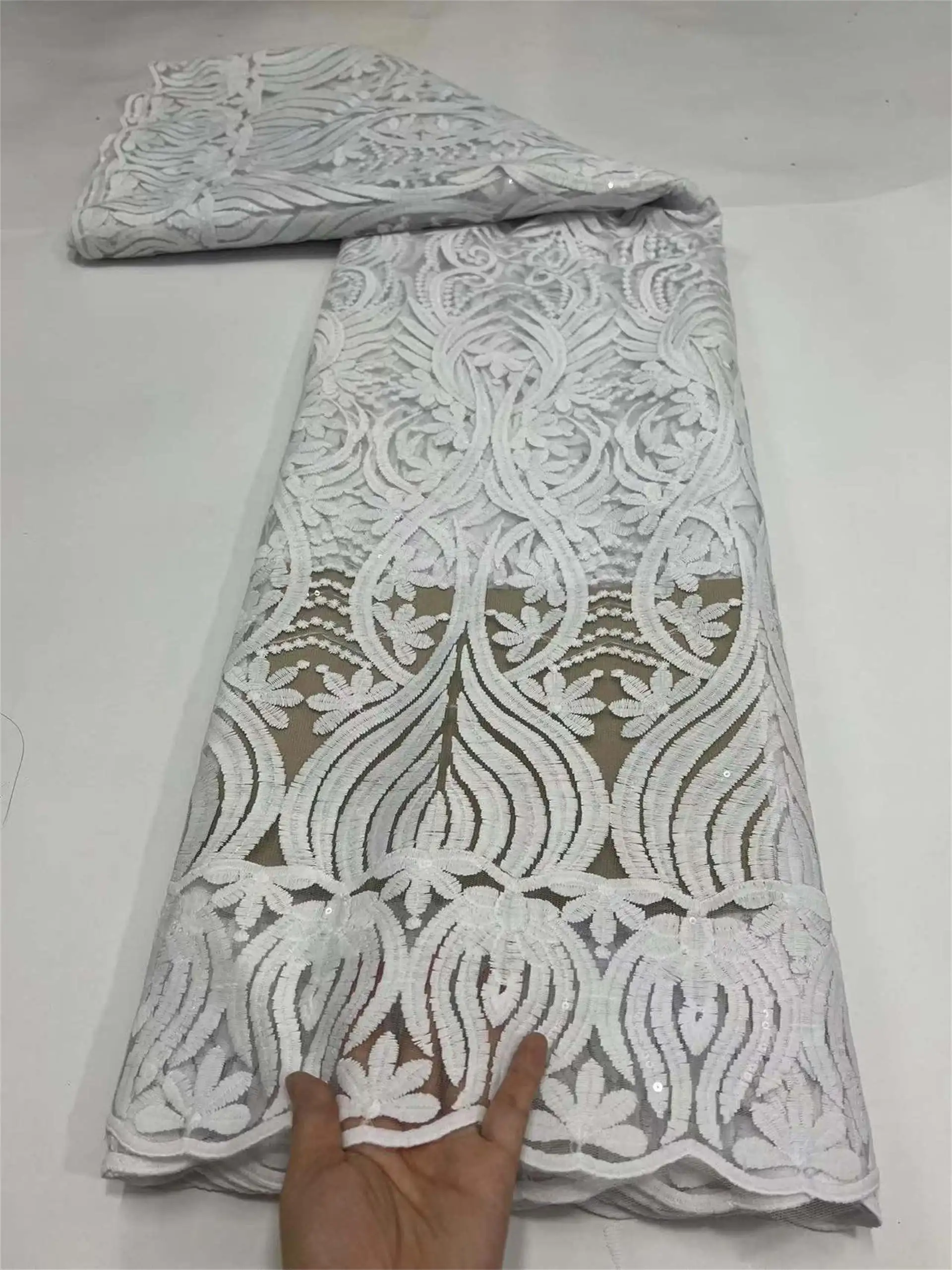 5 Yards African Net Lace Fabric with Sequins Hight Quality Embroidery French Tissu for Wedding/Party Dress By The Yard BHDN14
5 Yards African Net Lace Fabric with Sequins Hight Quality Embroidery French Tissu for Wedding/Party Dress By The Yard BHDN14