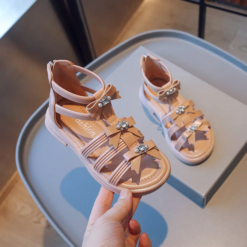 Children's Roman Sandals 2023 Summer New Fashion Rhinestone Girls' Princess Sandals Soft Sole Casual Beach Shoes H710
Children's Roman Sandals 2023 Summer New Fashion Rhinestone Girls' Princess Sandals Soft Sole Casual Beach Shoes H710