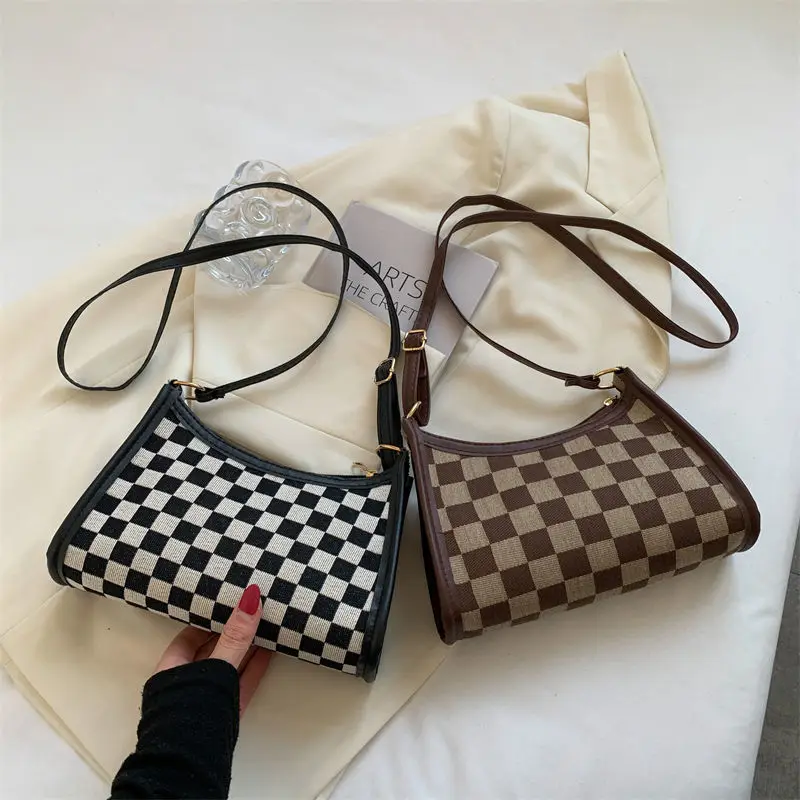 Minority Design Vintage Lattice Underarm Bag Women's 2022 New Fashion Women's Bag Temperament Versatile Messenger Bag
Minority Design Vintage Lattice Underarm Bag Women's 2022 New Fashion Women's Bag Temperament Versatile Messenger Bag