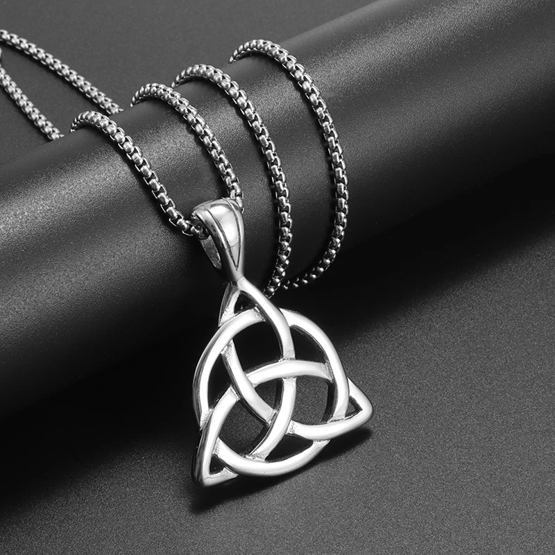 Necklace with Pendant Knot Irish Love Triquetra Lucky Chain Necklaces for Men Length: 60CM
Necklace with Pendant Knot Irish Love Triquetra Lucky Chain Necklaces for Men Length: 60CM