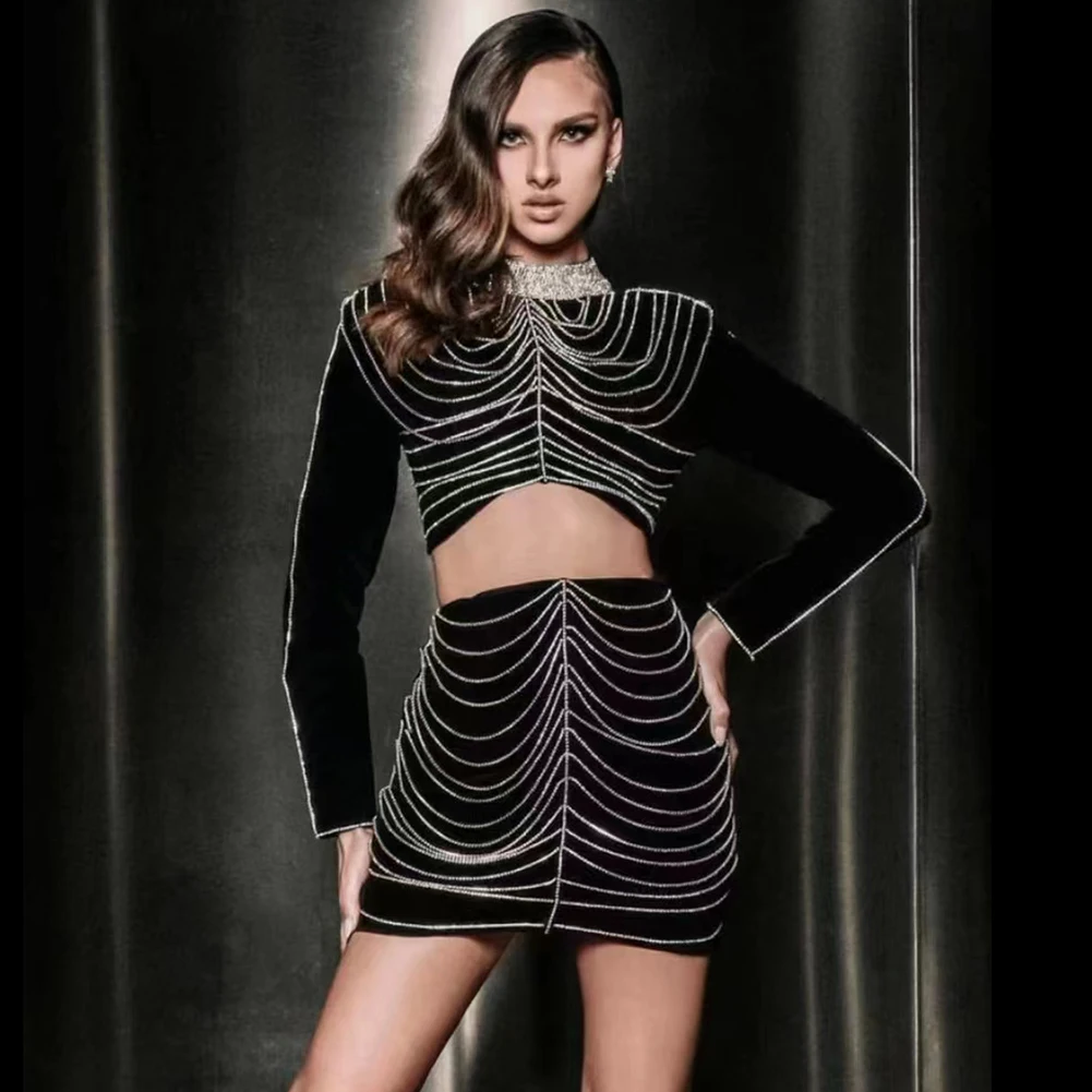 Women Sexy Black Diamond Strip Knitting Full Sleeve Fashion Slim Leisure Time Bandage Dress A-line Skirt 2-piece Set
Women Sexy Black Diamond Strip Knitting Full Sleeve Fashion Slim Leisure Time Bandage Dress A-line Skirt 2-piece Set