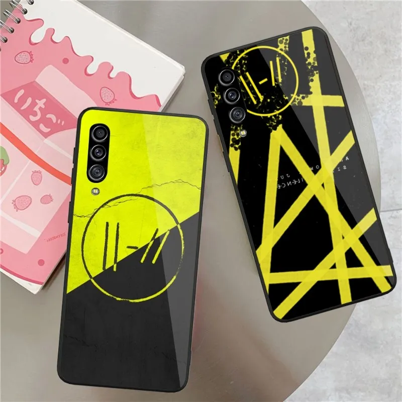 Twenty One Phone Case For Samung A32 A51 A52 NOTE 10 20 S10 S20 S21 S22 Pro Ultra Black PC Glass Phone Cover
Twenty One Phone Case For Samung A32 A51 A52 NOTE 10 20 S10 S20 S21 S22 Pro Ultra Black PC Glass Phone Cover
