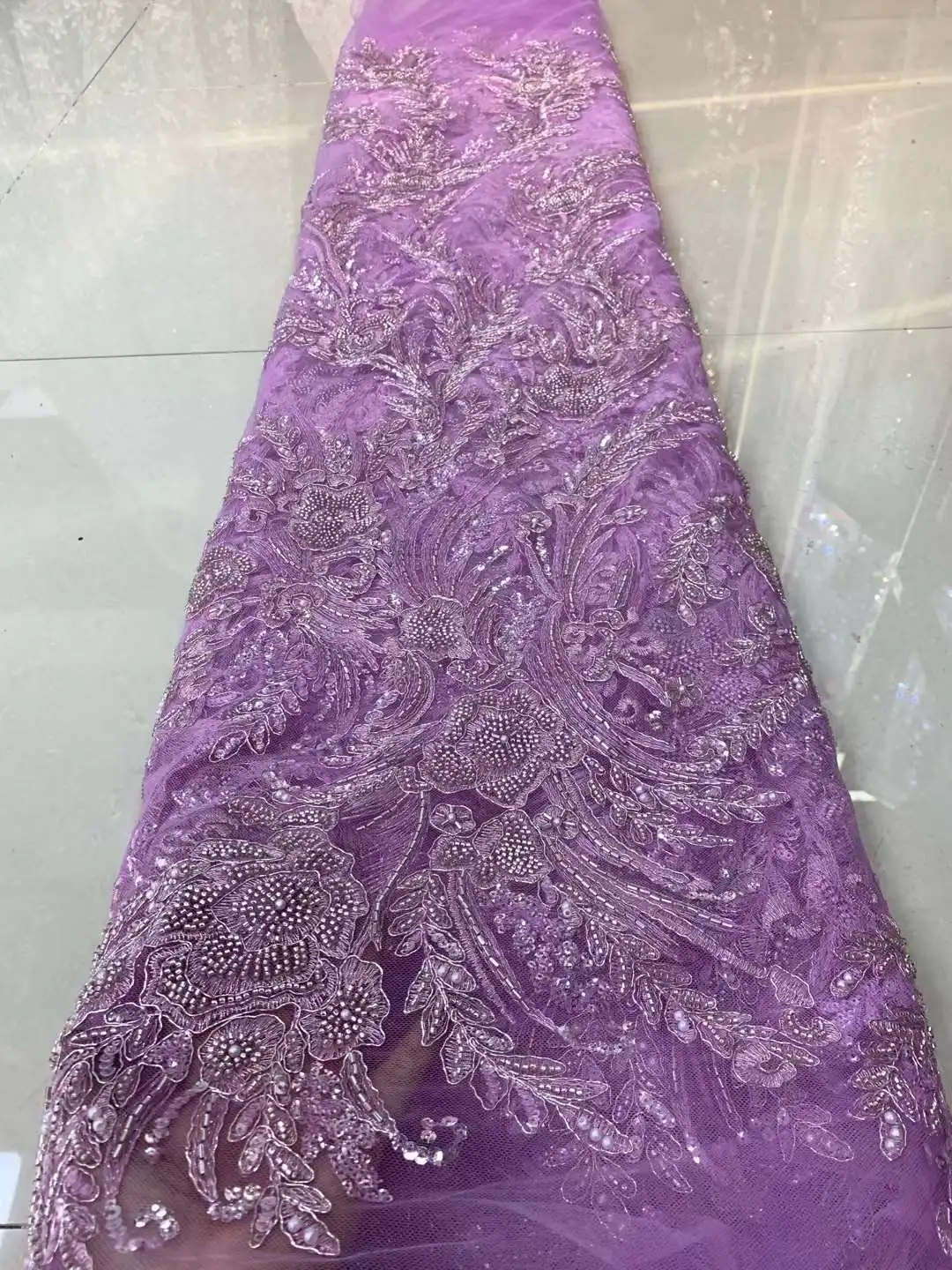 5 Yards African Groom Sequins Lace Fabric 2022 New Design High Quality Handmade Beads Embroidery Nigerian French Net Lace Fabric
5 Yards African Groom Sequins Lace Fabric 2022 New Design High Quality Handmade Beads Embroidery Nigerian French Net Lace Fabric