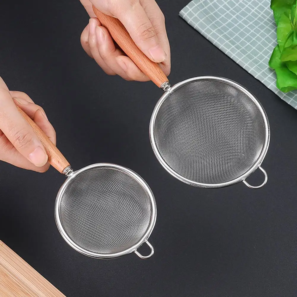 Food Strainer Useful Fine Mesh Handheld Manual Flour Sieve Scoop Juice Filter Colander Daily Use Juice Strainer Flour Sieve
Food Strainer Useful Fine Mesh Handheld Manual Flour Sieve Scoop Juice Filter Colander Daily Use Juice Strainer Flour Sieve