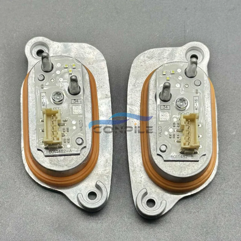 NEW Headlight DRL Daytime Running Light Module OEM 8V0998473 for AUDI A3 S3 8V0998473 8V0998474
NEW Headlight DRL Daytime Running Light Module OEM 8V0998473 for AUDI A3 S3 8V0998473 8V0998474