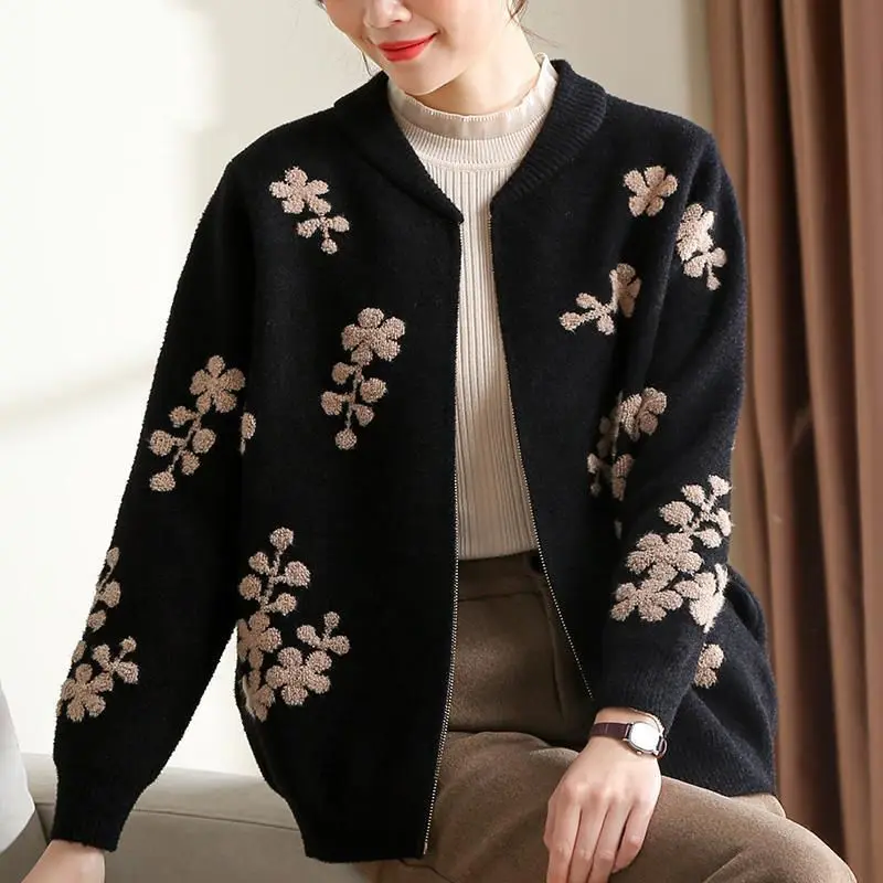 Женская короткая вязаная куртка с принтом, свободная повседневная куртка для женщин среднего возраста, S238, весна-осень 2022
Женская короткая вязаная куртка с принтом, свободная повседневная куртка для женщин среднего возраста, S238, весна-осень 2022