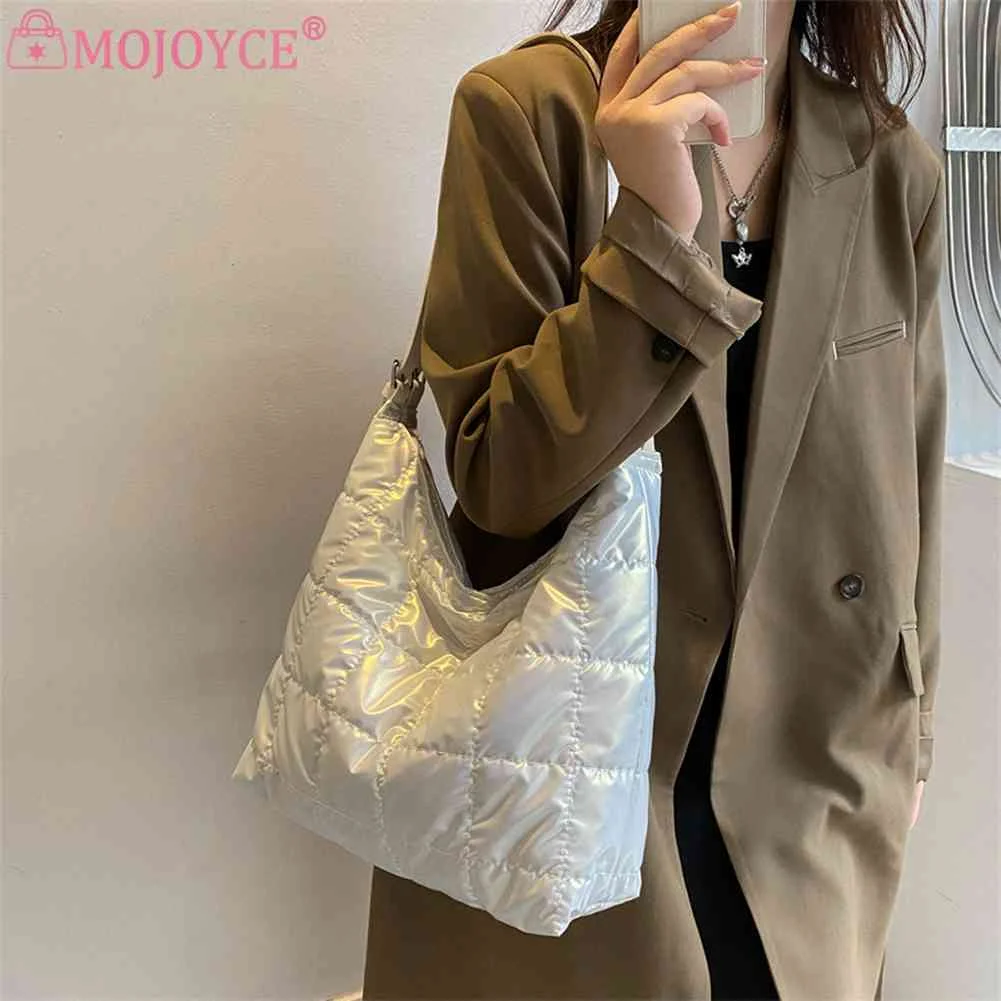 Fashion Shoulder Bag Large-capacity Cotton Padded Top-handle Bag Solid Shoulder Tote Portable for Ladies Girl Tote Purse
Fashion Shoulder Bag Large-capacity Cotton Padded Top-handle Bag Solid Shoulder Tote Portable for Ladies Girl Tote Purse