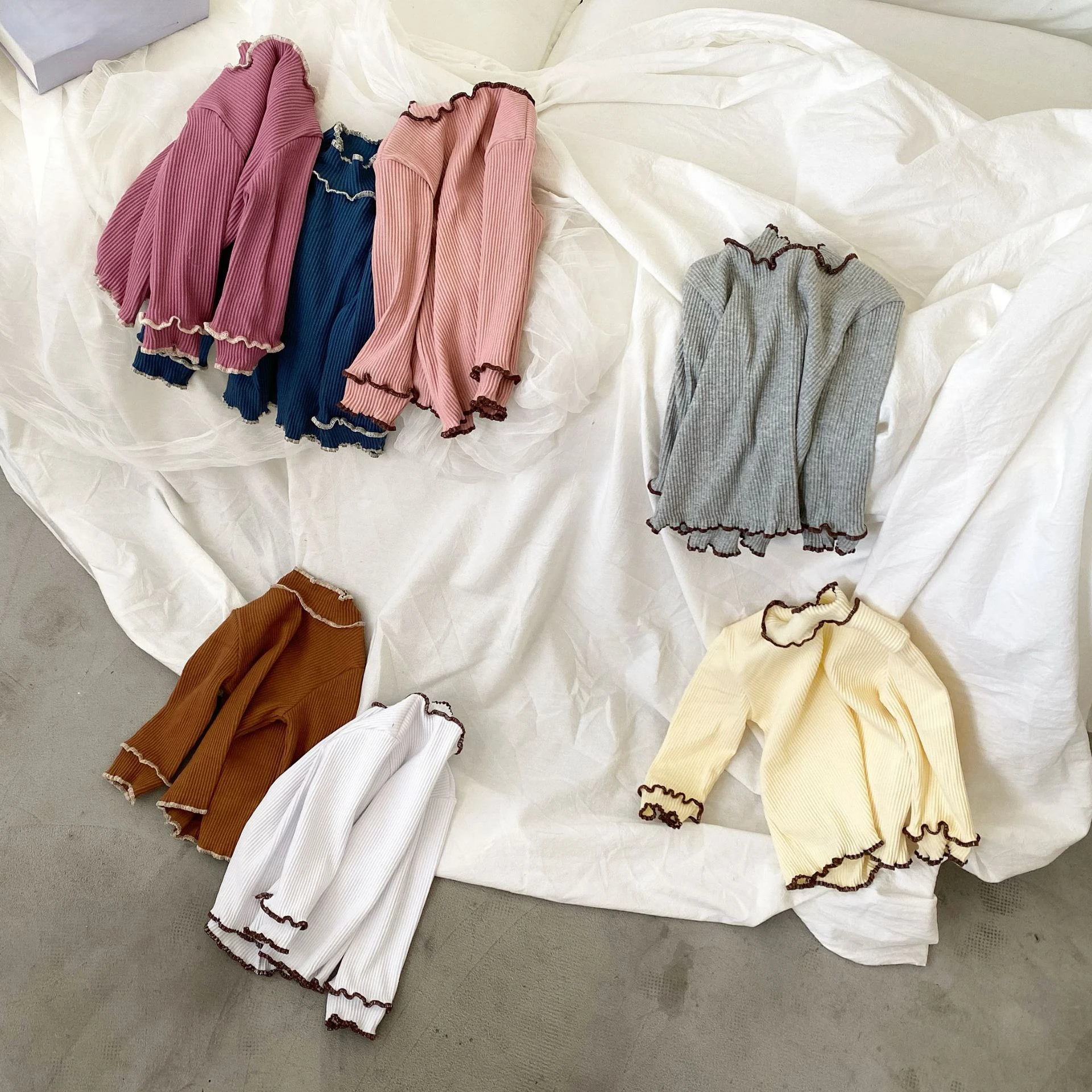 RiniKinda Girls Solid Turtleneck T-Shirt 2022 Autumn Children's Cotton Long-Sleeve Basic Shirts Baby Kids Clothes New Top Tees
RiniKinda Girls Solid Turtleneck T-Shirt 2022 Autumn Children's Cotton Long-Sleeve Basic Shirts Baby Kids Clothes New Top Tees