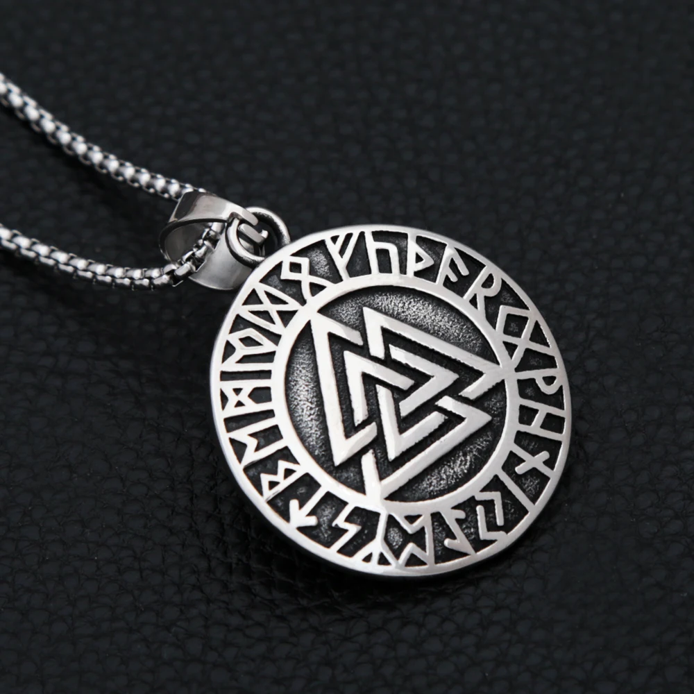 Nordic Vintage Valknut Necklace For Men Fashion Stainless Steel Viking Rune Biker Pendant Amulet Jewelry Gift Dropshipping
Nordic Vintage Valknut Necklace For Men Fashion Stainless Steel Viking Rune Biker Pendant Amulet Jewelry Gift Dropshipping