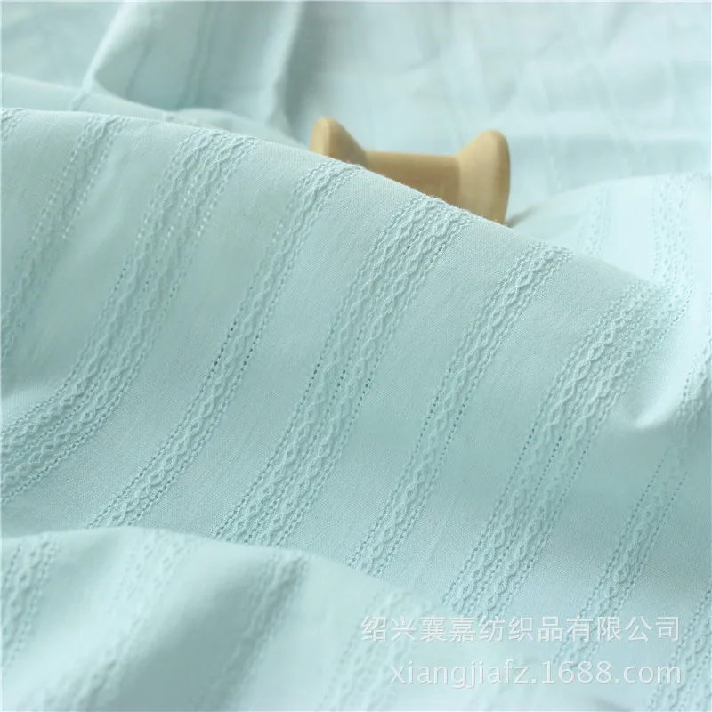 2022New White Cotton Fabric Pure Cotton Jacquard Fabric Rural Small Fresh Women's Shirt Skirt Pajamas Children's Clothing Fabric
2022New White Cotton Fabric Pure Cotton Jacquard Fabric Rural Small Fresh Women's Shirt Skirt Pajamas Children's Clothing Fabric
