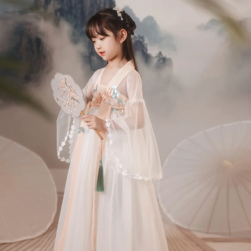 Демисезонная Одежда для девочек с цветочной вышивкой и блестками
Демисезонная Одежда для девочек с цветочной вышивкой и блестками