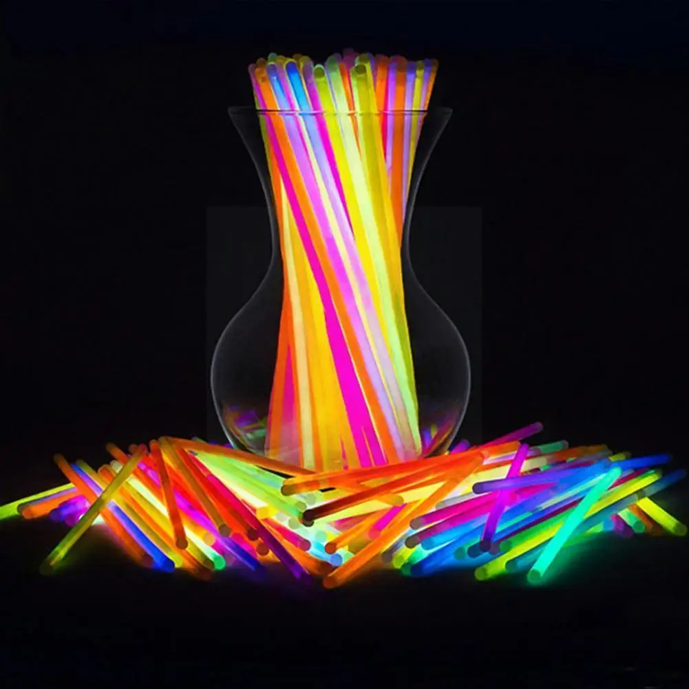 100/200pcs Kids Adult Luminous Glow Stick With Connectors Concert Year Light New Fluorescence Decoration Sticks Party Party A8m1
100/200pcs Kids Adult Luminous Glow Stick With Connectors Concert Year Light New Fluorescence Decoration Sticks Party Party A8m1