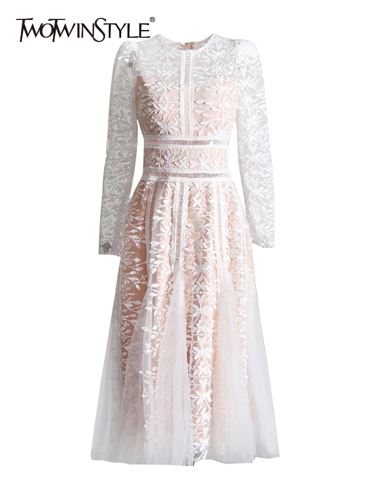 TWOTWINSTYLE Tunic Patchwork Mesh Dresses For Women Round Neck Puff Sleeve High Waist Folds Embroidery Dress Female Fashion New
TWOTWINSTYLE Tunic Patchwork Mesh Dresses For Women Round Neck Puff Sleeve High Waist Folds Embroidery Dress Female Fashion New