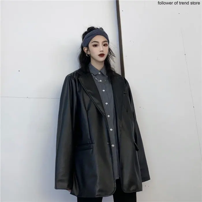 Vintage Chic Gothic Girl Oversize Jacket 2022 Spring and Autumn Wear Motorcycle Leather Coat Loose Leather Suit Top (female)
Vintage Chic Gothic Girl Oversize Jacket 2022 Spring and Autumn Wear Motorcycle Leather Coat Loose Leather Suit Top (female)
