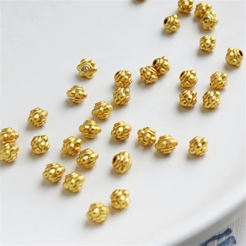 18K Matte Gold Antique Gold 4x5mm Flying Saucer Flower Beads Spacer Beads for DIY Jewelry Making Components Bracelets Accessorie
18K Matte Gold Antique Gold 4x5mm Flying Saucer Flower Beads Spacer Beads for DIY Jewelry Making Components Bracelets Accessorie