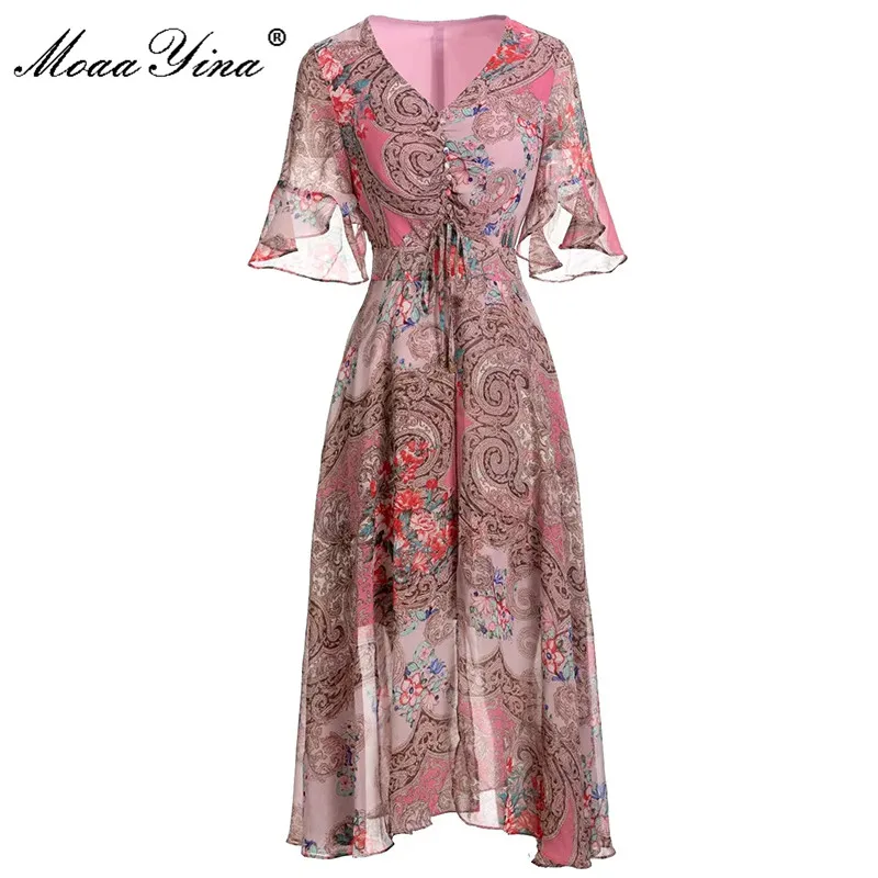 MoaaYina Fashion Runway dress Summer Women Dress V-neck Short sleeve Single-breasted Floral print Vintage Party Dresses
MoaaYina Fashion Runway dress Summer Women Dress V-neck Short sleeve Single-breasted Floral print Vintage Party Dresses