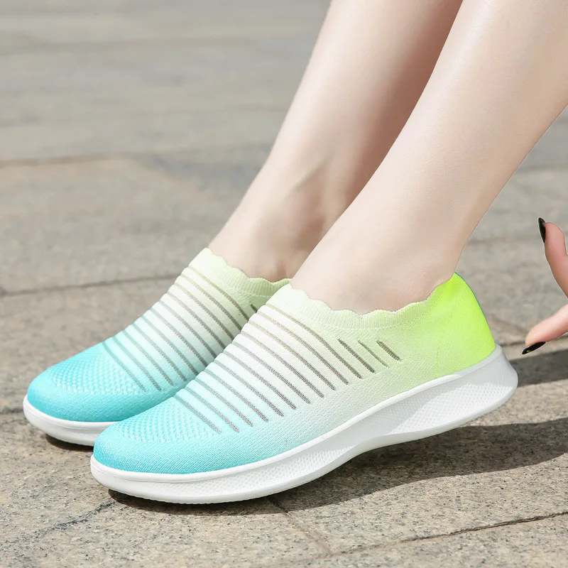 2022 Women Vulcanized Shoes High Quality Women Running Sneakers Slip On Flats Shoes Women Loafers Walking Flat Footwear Tenis
2022 Women Vulcanized Shoes High Quality Women Running Sneakers Slip On Flats Shoes Women Loafers Walking Flat Footwear Tenis