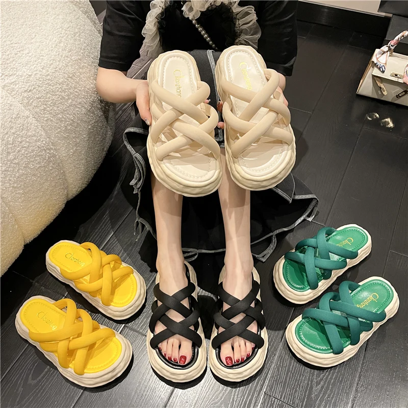 Женские шлепанцы на платформе, из ПУ кожи, повседневные шлепанцы, роскошная пляжная обувь в римском стиле, 2022
Женские шлепанцы на платформе, из ПУ кожи, повседневные шлепанцы, роскошная пляжная обувь в римском стиле, 2022