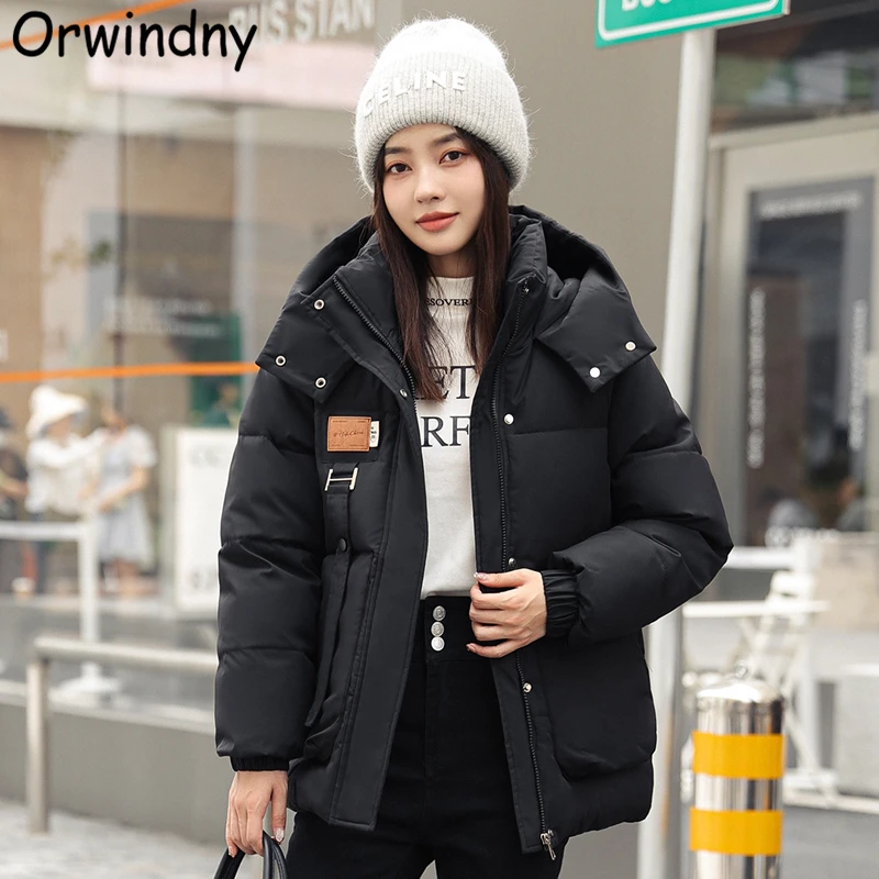 Orwindny 2023 New Autumn And Winter Short Parkas Hooded Fashion Warm Jackets S-2XL Ribbons Pockets Coat Female Clothes
Orwindny 2023 New Autumn And Winter Short Parkas Hooded Fashion Warm Jackets S-2XL Ribbons Pockets Coat Female Clothes