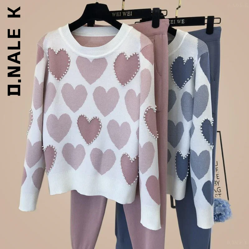 D.Nale K Sweater 2 Piece Sets Women Knit Embroidery Bead Heartshape Pullovers Top Harem Pants Sport Tracksuits Suit
D.Nale K Sweater 2 Piece Sets Women Knit Embroidery Bead Heartshape Pullovers Top Harem Pants Sport Tracksuits Suit