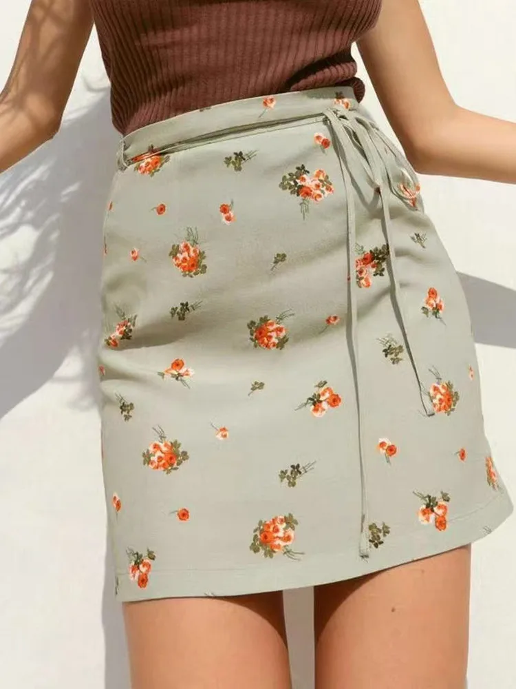 Floral Printing Women's A-line Jupe Prairie Chic Lace-up High Waist All-match Female Mini Skirts 2022 Summer new
Floral Printing Women's A-line Jupe Prairie Chic Lace-up High Waist All-match Female Mini Skirts 2022 Summer new