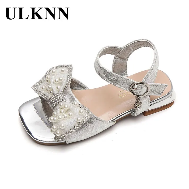 Girls' Silver Sandals Summer Children's Pink Princess Shoes 2022 New Crystal Bows Kid‘s Performance High Heels Glitter Shoes
Girls' Silver Sandals Summer Children's Pink Princess Shoes 2022 New Crystal Bows Kid‘s Performance High Heels Glitter Shoes