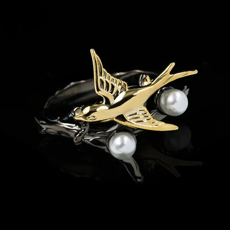 Gold Color Bohemian Style Swallow Ring Luxury Pearl Two Tone Black Gold Ring Women's Engagement 925 Silver Jewelry Ring
Gold Color Bohemian Style Swallow Ring Luxury Pearl Two Tone Black Gold Ring Women's Engagement 925 Silver Jewelry Ring