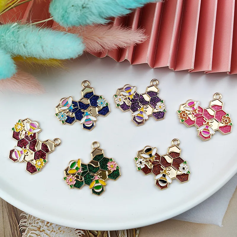 10pcs Cartoon Bee Hive Alloy Drip Oil Pendant Enamel Charms DIY Handmade Jewelry Accessories for Making Earrings Necklace Charm
10pcs Cartoon Bee Hive Alloy Drip Oil Pendant Enamel Charms DIY Handmade Jewelry Accessories for Making Earrings Necklace Charm