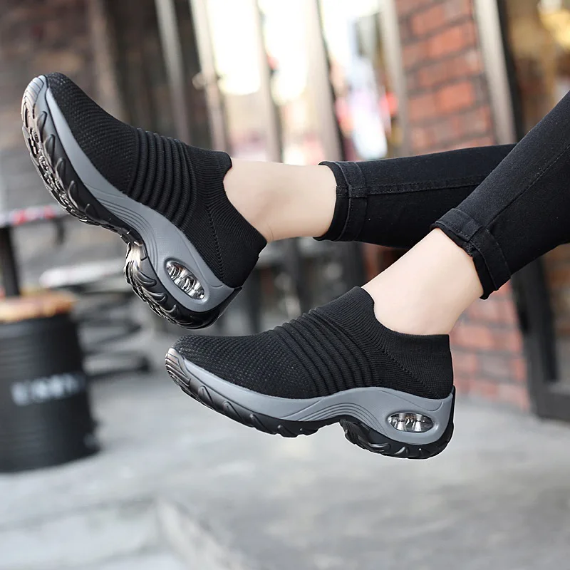 Women Walking Shoes Cushion Mesh Breathable Running Shoes Slip On Lightweight Comfy Soft Platform Sneakers Sports Plus Size
Women Walking Shoes Cushion Mesh Breathable Running Shoes Slip On Lightweight Comfy Soft Platform Sneakers Sports Plus Size