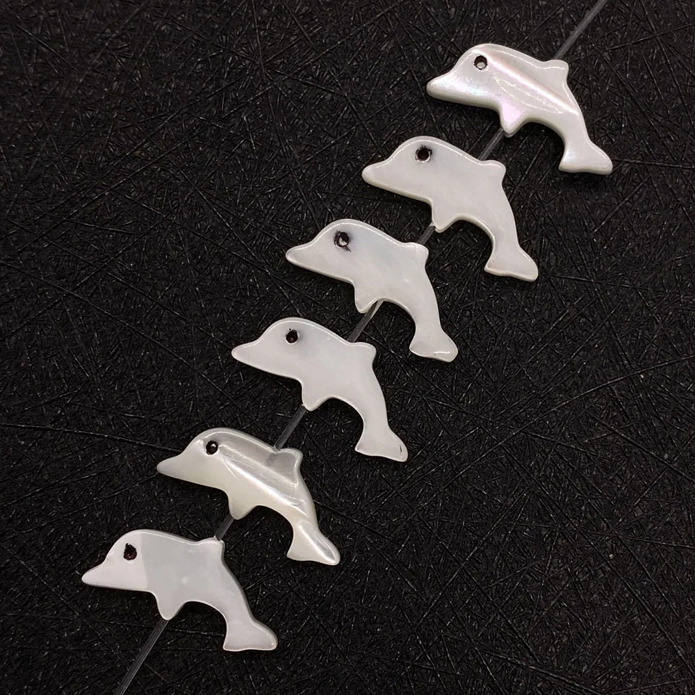 Cute Little Dolphin Shape Bead Natural Seawater Shell Beads DIY Jewelry Making Bracelet Necklace Earring Accessories Shell Beads
Cute Little Dolphin Shape Bead Natural Seawater Shell Beads DIY Jewelry Making Bracelet Necklace Earring Accessories Shell Beads