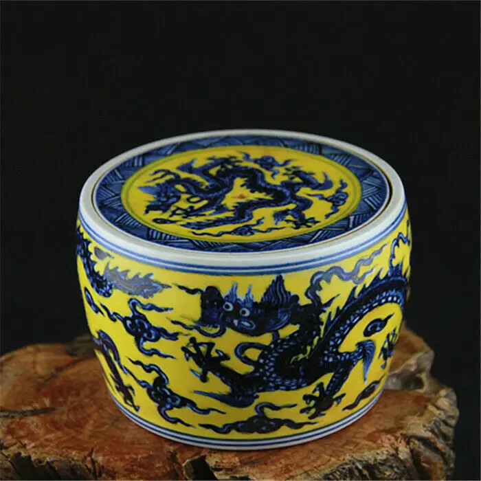 

Chinese Blue and White Porcelain Jar Ming Xuande Yellow Glaze Dragon Design Pot 5"