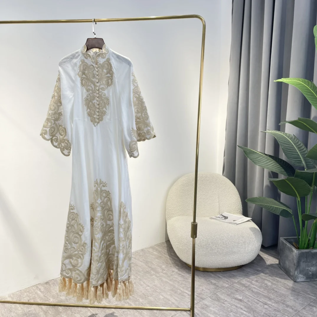 Vintage Fringed Hem Embroidered Flared Half-Sleeve Dress 2022 High Quality Linen Hemp Women Clothes
Vintage Fringed Hem Embroidered Flared Half-Sleeve Dress 2022 High Quality Linen Hemp Women Clothes