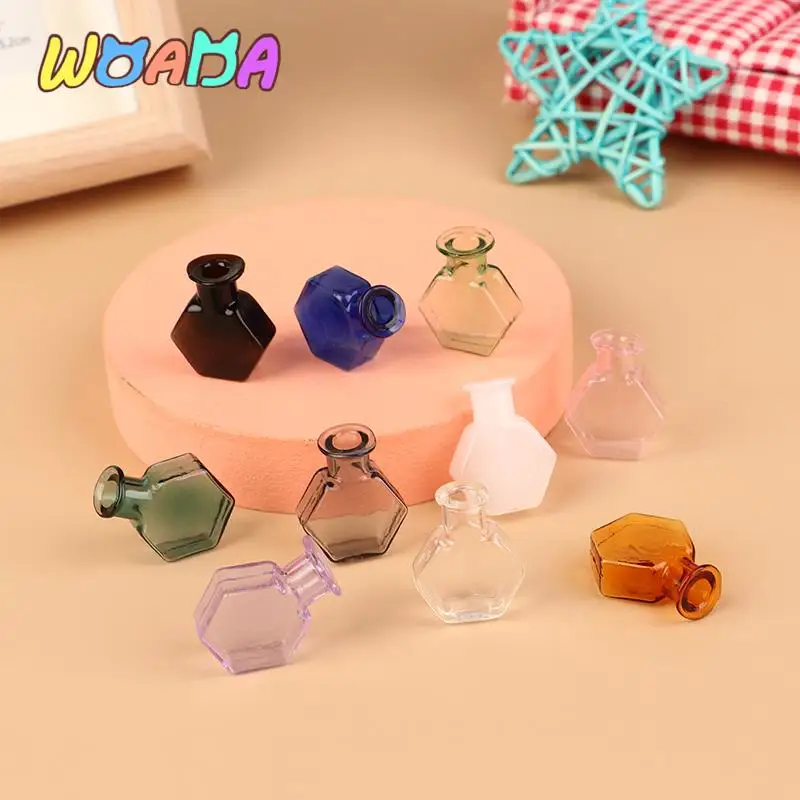 1:12 Dollhouse Miniature Multilateral Glass Bottle Glass Vase Flower Vase For Doll House Decor Accessories Dolls Decoration New 
1:12 Dollhouse Miniature Multilateral Glass Bottle Glass Vase Flower Vase For Doll House Decor Accessories Dolls Decoration New