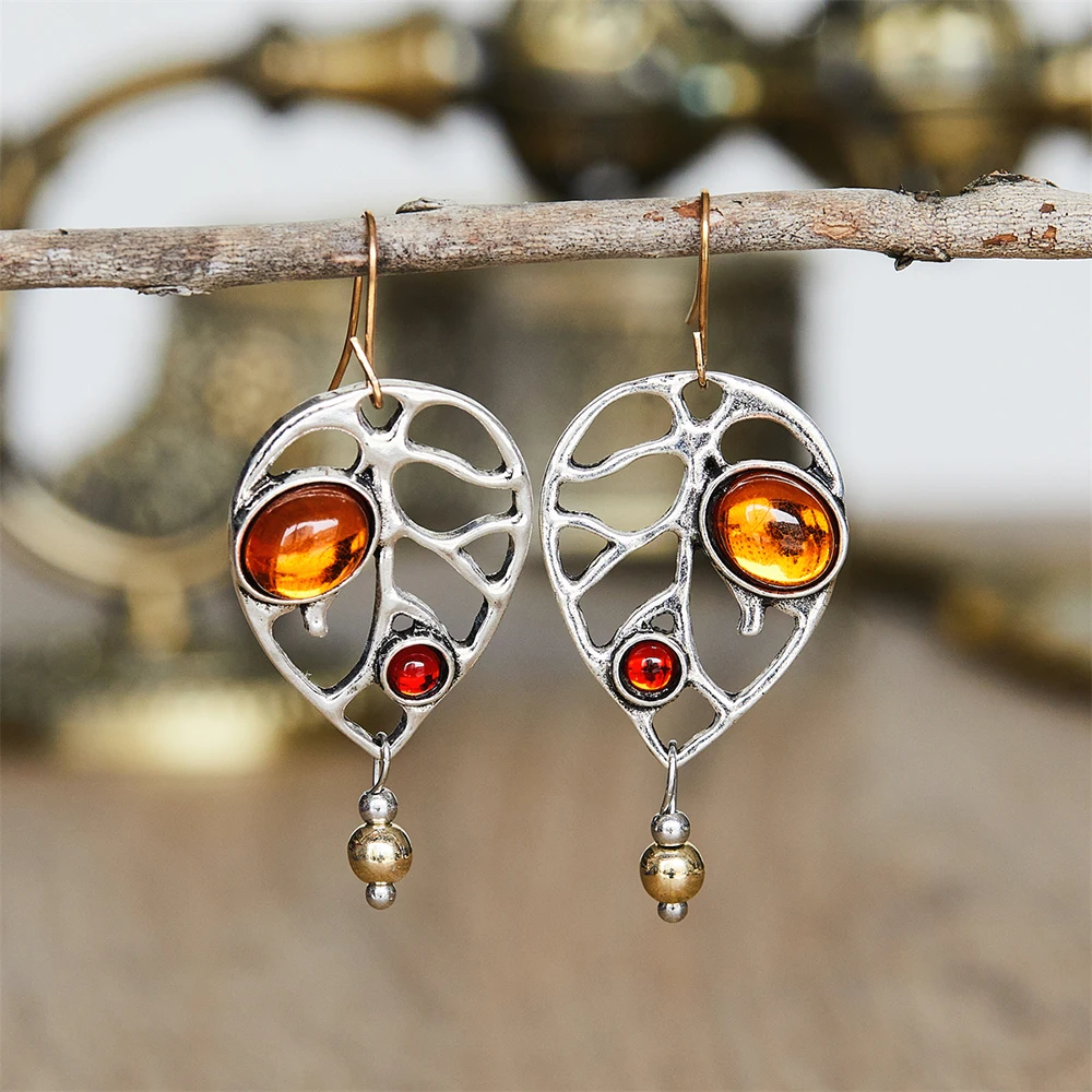 Water Drop Hollow Dangle Earring for Women Inlay Zircon Statement Retro Personalized Piercing Eardrop Ladies Accessories Jewelry
Water Drop Hollow Dangle Earring for Women Inlay Zircon Statement Retro Personalized Piercing Eardrop Ladies Accessories Jewelry