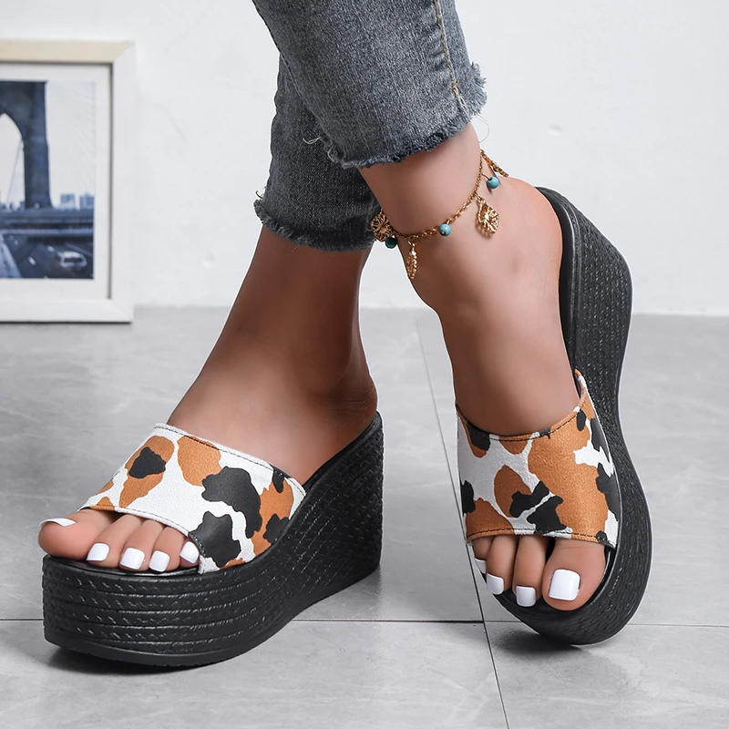2023 Summer Platform Wedges Slippers Women Yellow Open Toe Thick Bottom Sandals Woman Outdoor Casual Beach Shoes Ladies 43
2023 Summer Platform Wedges Slippers Women Yellow Open Toe Thick Bottom Sandals Woman Outdoor Casual Beach Shoes Ladies 43