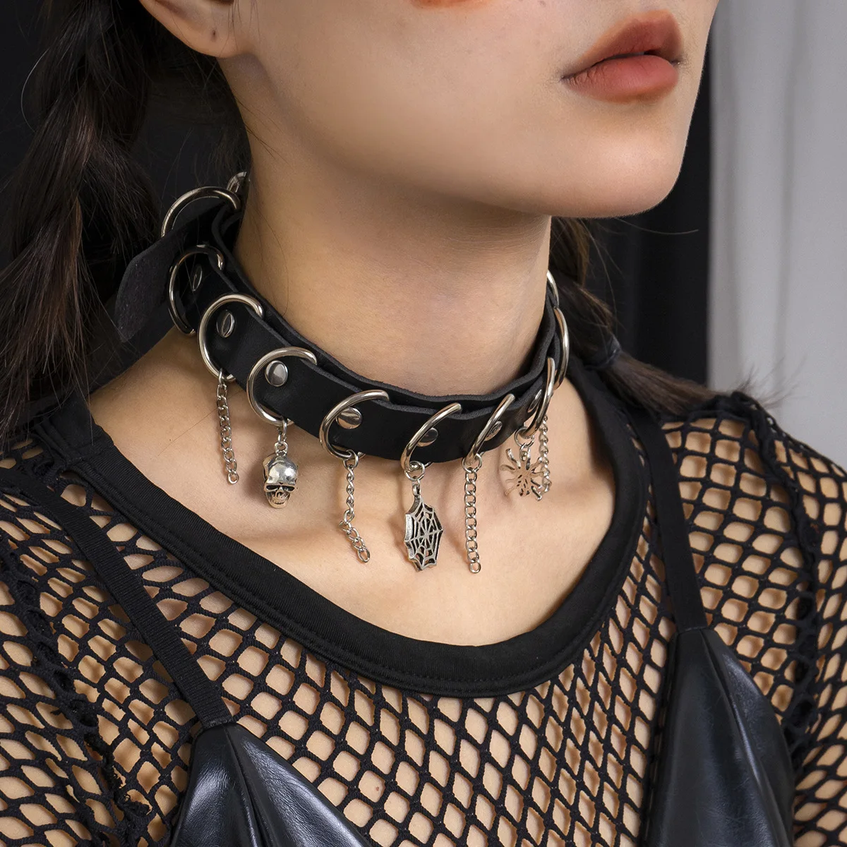 New Gothic Punk Skull Easter Black Chocker Necklace for Women Fashion Retro Halloween Spider Web Necklaces Jewelry Gift
New Gothic Punk Skull Easter Black Chocker Necklace for Women Fashion Retro Halloween Spider Web Necklaces Jewelry Gift