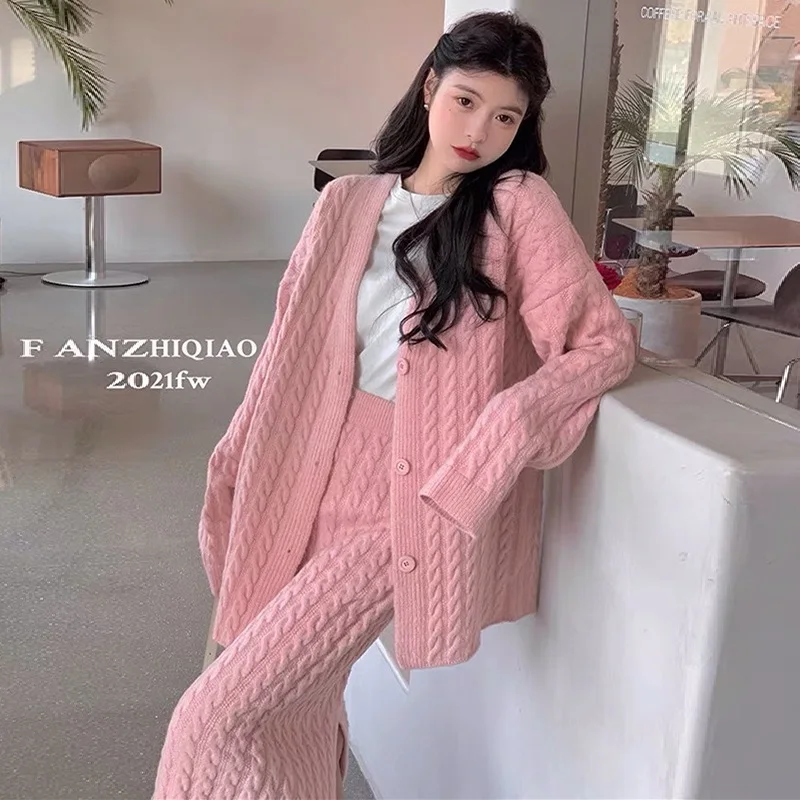 Women Clothes Knitted 2 Piece Set Vintage Loose Twist Sweater Single Breasted Knitted Cardigan Coat+Casual Wide Leg Pants 2sets
Women Clothes Knitted 2 Piece Set Vintage Loose Twist Sweater Single Breasted Knitted Cardigan Coat+Casual Wide Leg Pants 2sets