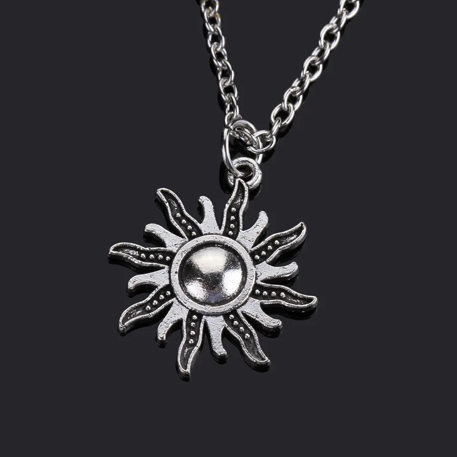 Gothic Fashion Necklace New Sun Moon Star Sun Pendant Necklace Men's Vintage Punk Punk Jewelry Gift
Gothic Fashion Necklace New Sun Moon Star Sun Pendant Necklace Men's Vintage Punk Punk Jewelry Gift