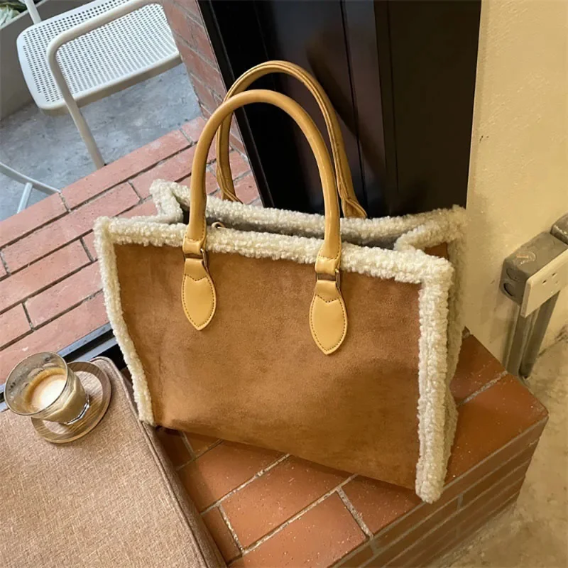 Lamb Wool Tote Bag With Pouch Niche Design Sense Texture Large Capacity Plush Handbag Casual Fashion Single Shoulder Bag New
Lamb Wool Tote Bag With Pouch Niche Design Sense Texture Large Capacity Plush Handbag Casual Fashion Single Shoulder Bag New