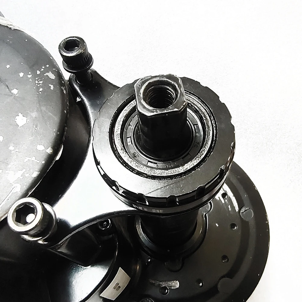 For Bafang Oil Seal 16mm Inner 26mm Outer 7mm Thickness Assembling Black Electric Bicycle For BBS HD Mid-Motor
For Bafang Oil Seal 16mm Inner 26mm Outer 7mm Thickness Assembling Black Electric Bicycle For BBS HD Mid-Motor