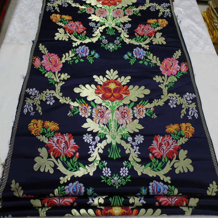 

The Chinese cheongsam dress gowns Mongolia Tibetan film fabric China wind jacquard brocade fabrics / spinning brocade