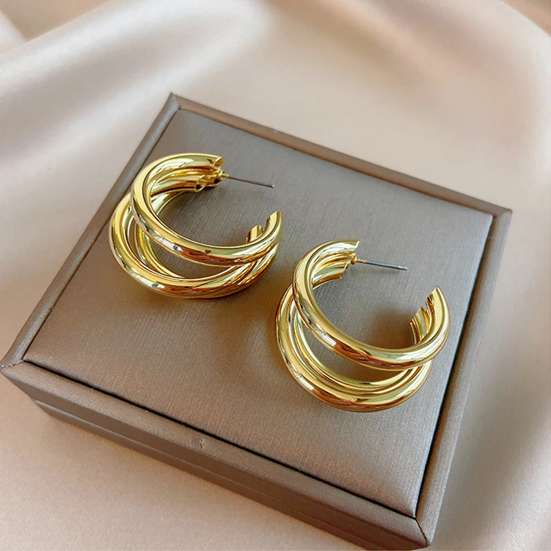 Vintage Stud Earrings Simple For Women Girls Metal Chain Jewelry Ladies Classic Trendy Gift Wedding Party
Vintage Stud Earrings Simple For Women Girls Metal Chain Jewelry Ladies Classic Trendy Gift Wedding Party
