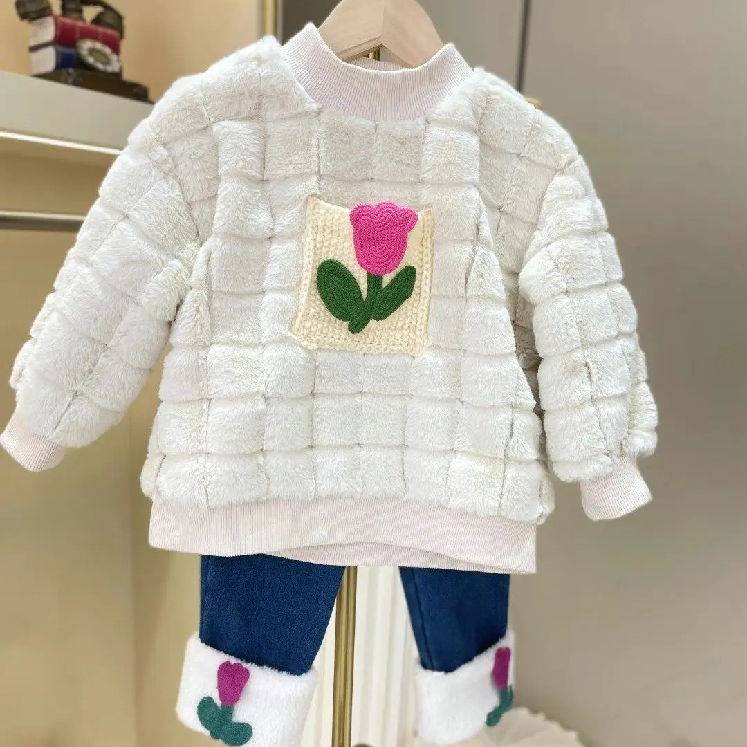 Новинка Зима 2022 светильник роскошный модный свитер в Корейском стиле для девочек, детские удобные повседневные топы, эксклюзивная одежда, простой стиль 
Новинка Зима 2022 светильник роскошный модный свитер в Корейском стиле для девочек, детские удобные повседневные топы, эксклюзивная одежда, простой стиль