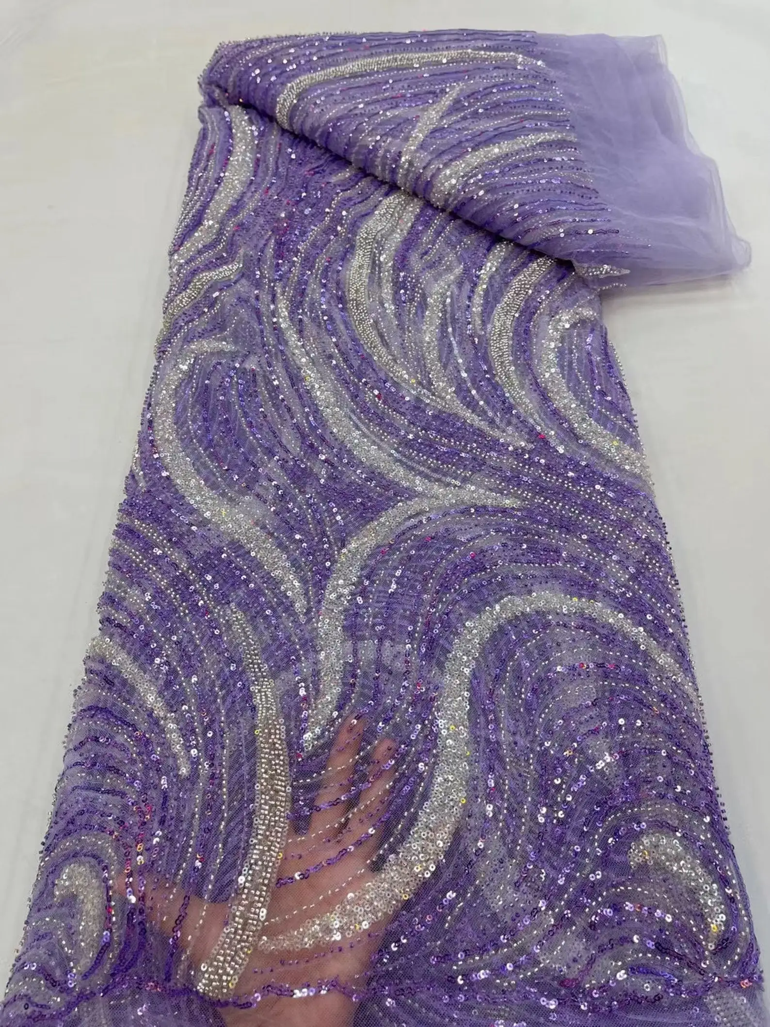 5 yards 2023 High Quality Nigerian Heavy Beaded Tulle Lace Fabric Brocade Gild Sequins Jacquard Lace Fabric
5 yards 2023 High Quality Nigerian Heavy Beaded Tulle Lace Fabric Brocade Gild Sequins Jacquard Lace Fabric