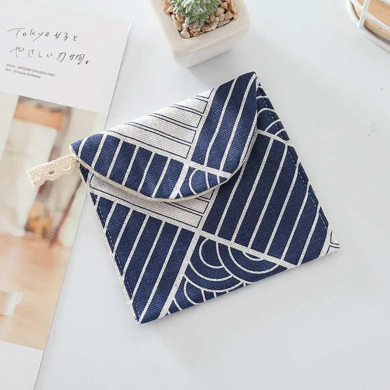 Складная сумка для прокладок eTya
Складная сумка для прокладок eTya