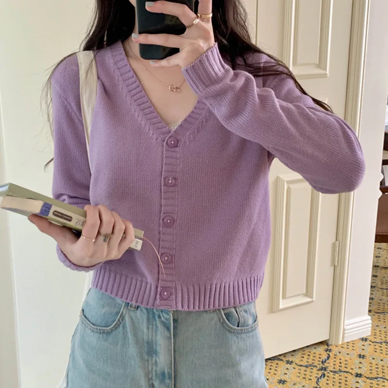 7colors korean style Women spring Autumn v neck short Cardigan Sweater coat Female Outwear 2022 Vintage Knitted tops (X2336
7colors korean style Women spring Autumn v neck short Cardigan Sweater coat Female Outwear 2022 Vintage Knitted tops (X2336