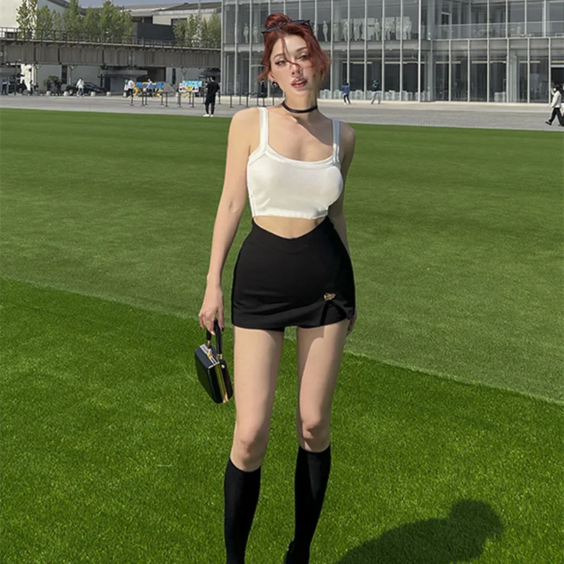 Le Palais Vintage 2022 Summer New Original Black High Waist Wrap Hip Split Short Skirt Fashionable All-match Slim Skirts Women 
Le Palais Vintage 2022 Summer New Original Black High Waist Wrap Hip Split Short Skirt Fashionable All-match Slim Skirts Women