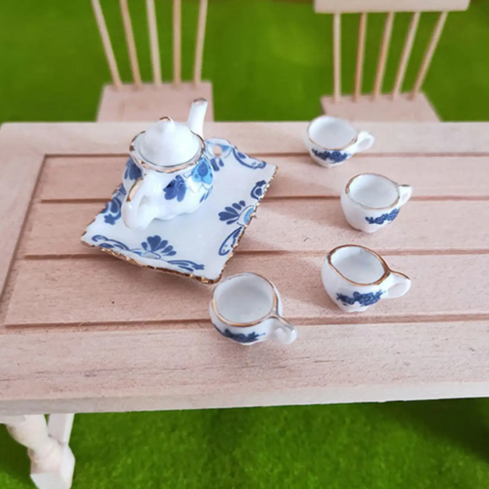 6 Pieces 1:12 Dollhouse Ceramic Tea Set Miniature Set Home Decor Exquisite Collection Elegant Photography Props Accessories
6 Pieces 1:12 Dollhouse Ceramic Tea Set Miniature Set Home Decor Exquisite Collection Elegant Photography Props Accessories