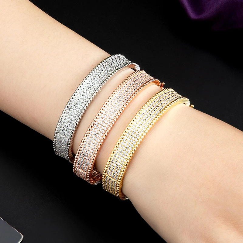 Luxury Woman Jewelry Bracelets Golden Fashion Korean Zircon Hard Bracelet Bridal Wedding Simple Personality bangle Hand Jewelry
Luxury Woman Jewelry Bracelets Golden Fashion Korean Zircon Hard Bracelet Bridal Wedding Simple Personality bangle Hand Jewelry