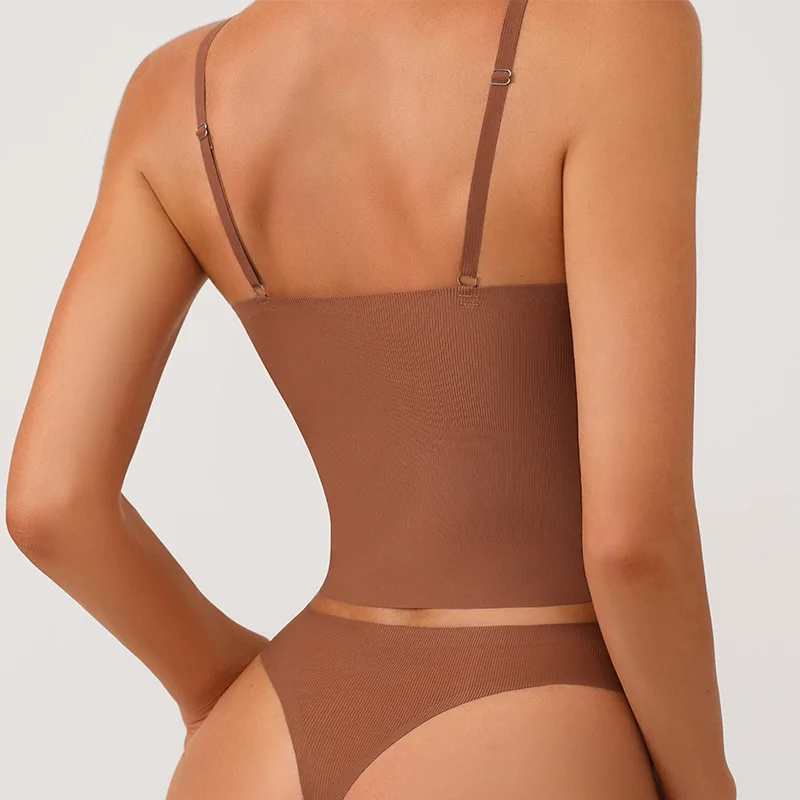 Yoga One-Piece Camisole Underwear Women's V-neck Traceless Nude Feel Back Shaping Padded Bra Wearable Sports Underwear
Yoga One-Piece Camisole Underwear Women's V-neck Traceless Nude Feel Back Shaping Padded Bra Wearable Sports Underwear